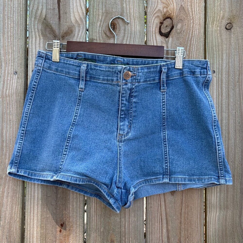 Wild Fable Size 12 Super High Rise Jean Shorts Medium Wash Women’s